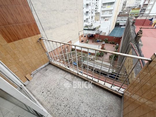 TUCUMAN al 2200 Piso 5