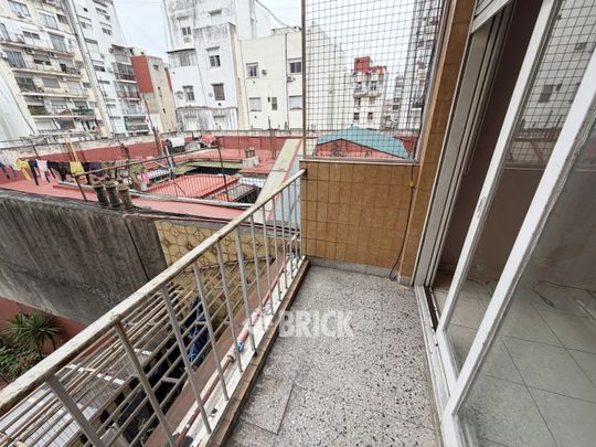 TUCUMAN al 2200 Piso 5