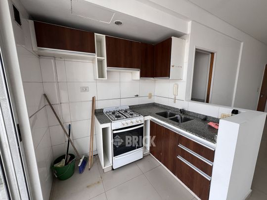 CARACAS al 1200 Piso 8