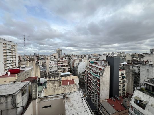 LARREA al 900 Piso 13