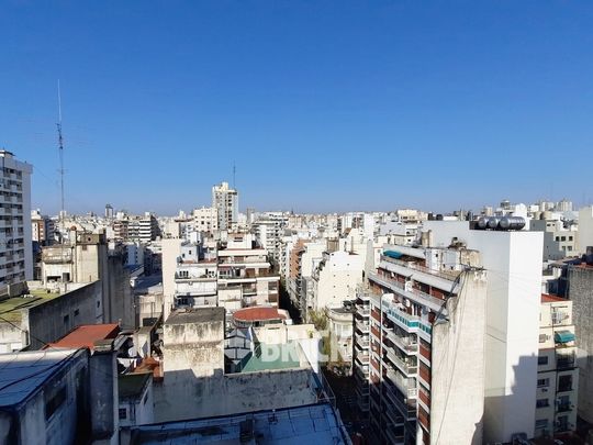 LARREA al 900 Piso 13