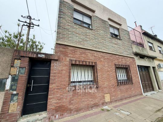 RUCCI, JOSE IGNACIO al 2400 Piso 1
