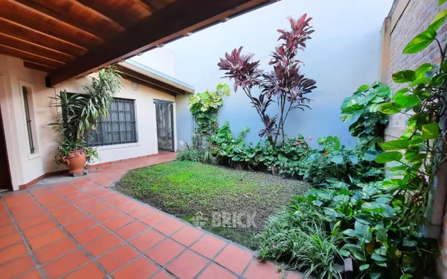 PERON, EVA, AV. al 2700 36