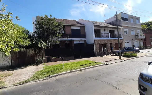 DEL VALLE IBERLUCEA al 4300 7
