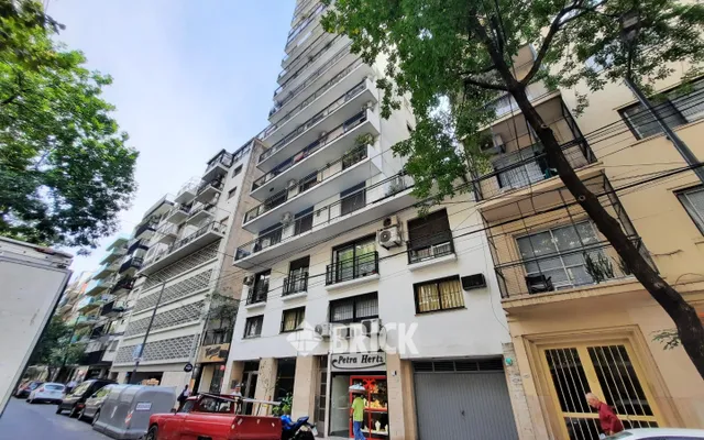 BULNES al 1900 Piso 12 30