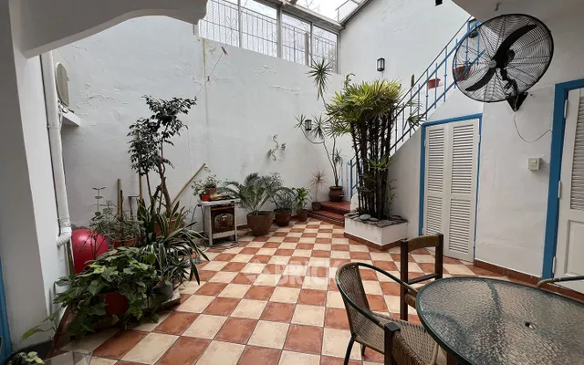 CORDOBA al 6400 Piso PB 16