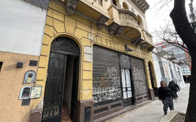 CORDOBA al 6400 Piso PB 30