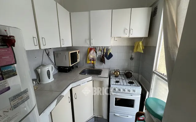 CALVO, CARLOS al 2100 Piso 14 4