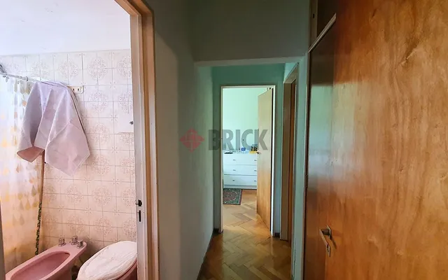 ARANGUREN, JUAN F., DR. al 1200 Piso 2 7