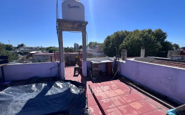 PRIMERA JUNTA al 3800 Piso PB 30