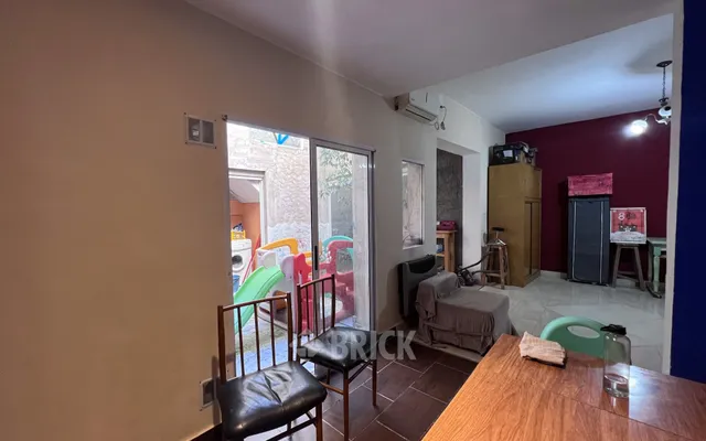 PRIMERA JUNTA al 3800 Piso PB 5