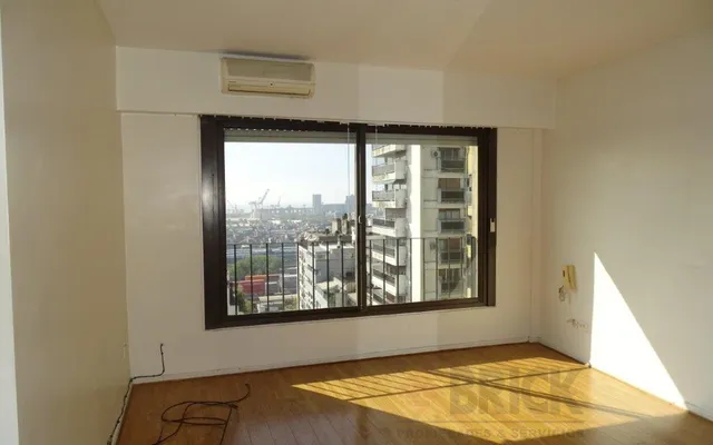 POSADAS al 1300 Piso 15 28