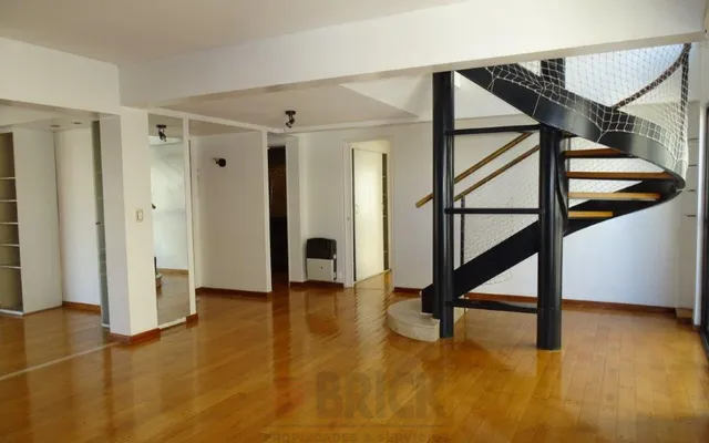 POSADAS al 1300 Piso 15 6