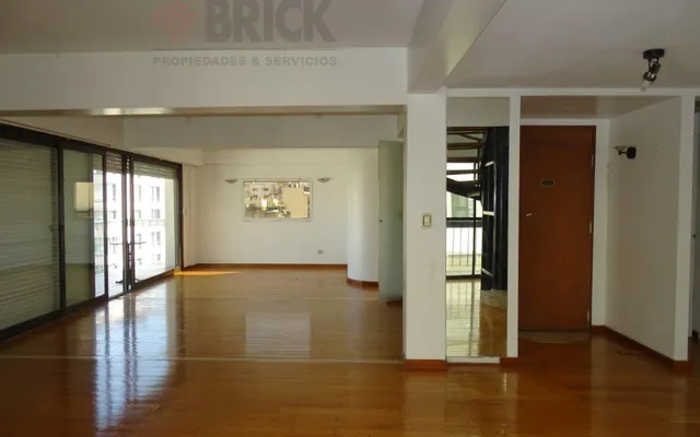 POSADAS al 1300 Piso 15 7