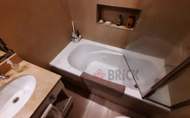 SALGUERO, JERONIMO al 2100 Piso 3 15