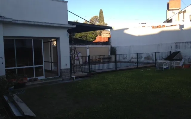 YRIGOYEN, HIPOLITO, AV. al 10000 15