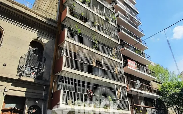 LARREA al 1000 Piso 2 30