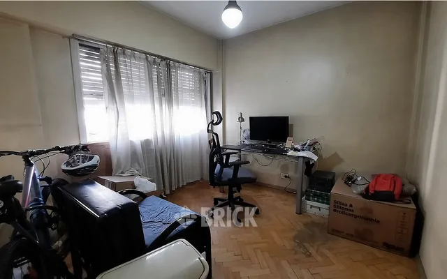 ALVEAR, MARCELO T. DE al 2400 Piso 7 11