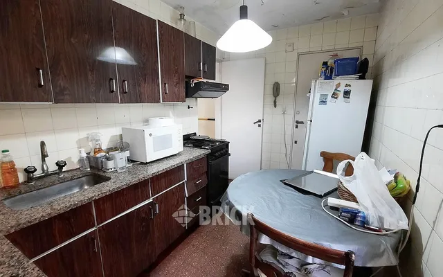ALVEAR, MARCELO T. DE al 2400 Piso 7 15