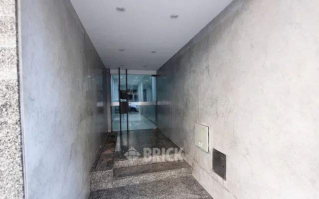 ALVEAR, MARCELO T. DE al 2400 Piso 7 20