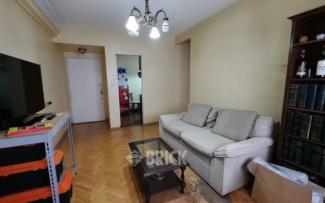 ALVEAR, MARCELO T. DE al 2400 Piso 7 4