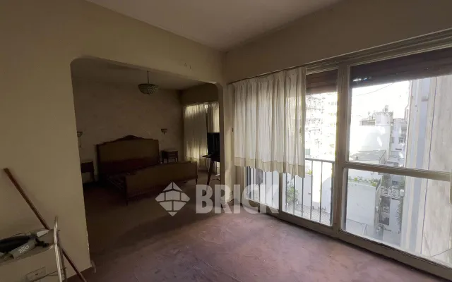 PARAGUAY al 1100 Piso 7 22