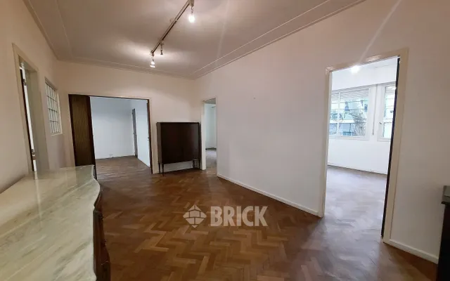 SANCHEZ DE BUSTAMANTE al 1900 Piso 1 6