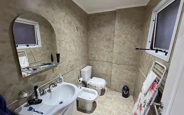 ARANGUREN, JUAN F., DR. al 1800 Piso 1 12