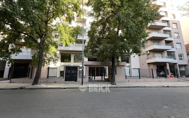 ARANGUREN, JUAN F., DR. al 1800 Piso 1 38