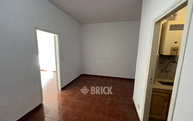 SAN JUAN, AV. al 3800 Piso 1 3