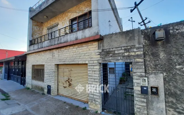 LAMADRID, AV. al 1600 61