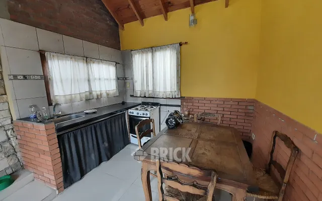 ACHA, GENERAL al 1400 Piso PB 18