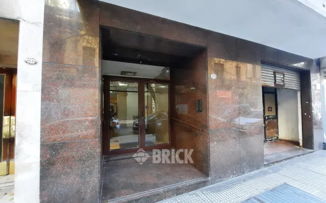 MITRE, BARTOLOME al 2200 Piso 9 24