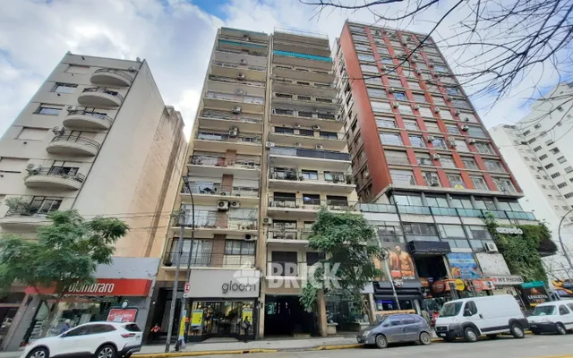 SANTA FE AV. al 2500 Piso 12 46
