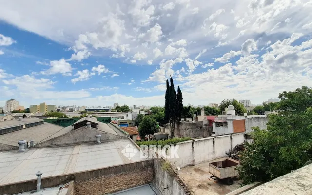 COBO, AV. al 1400 Piso 3 15