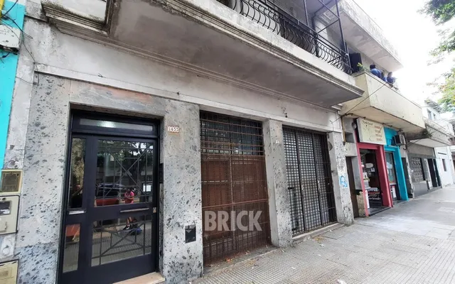 COBO, AV. al 1400 Piso 3 20