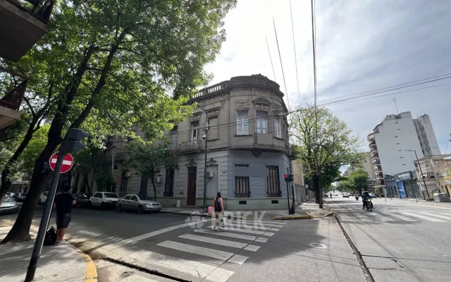 ALBERDI, JUAN BAUTISTA AV. al 3200 Piso 1 38