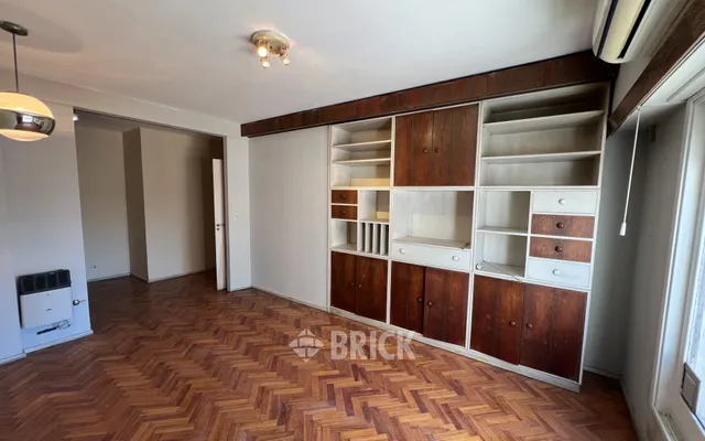 ALVAREZ, DONATO, T. GRAL. al 300 Piso 5 4