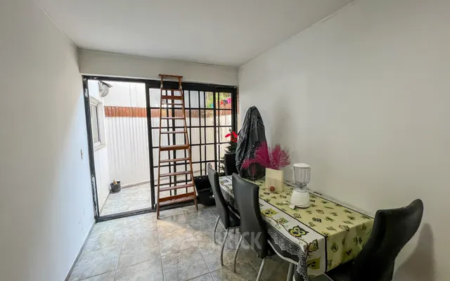 DOBLAS al 1700 Piso PB 10