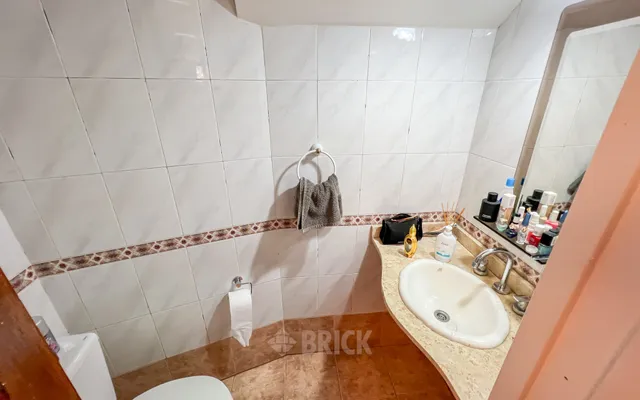 DOBLAS al 1700 Piso PB 12