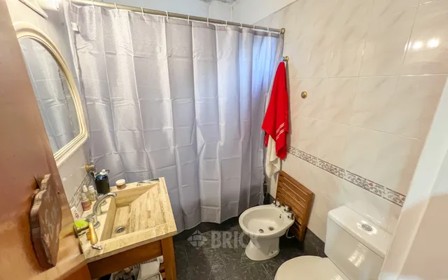 DOBLAS al 1700 Piso PB 23