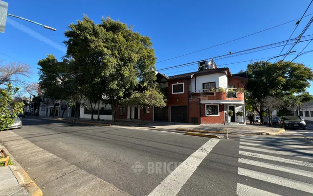 DOBLAS al 1700 Piso PB 36