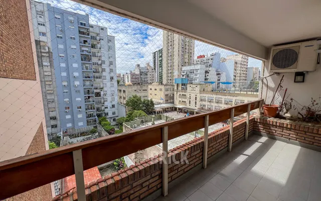 ALBERDI, JUAN B., AV. al 1000 Piso 6 26