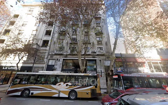 SANTA FE, AV. al 2400 Piso 1 Loc. 83 6