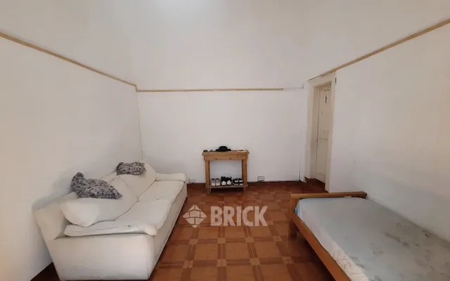 BELGRANO AV. al 3300 Piso PB 21