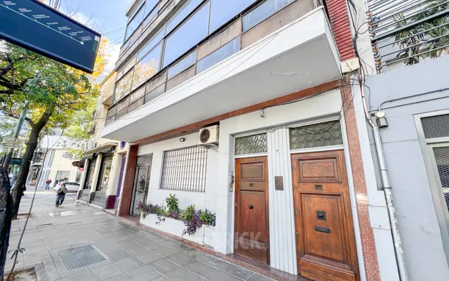ALVAREZ THOMAS, AV. al 800 Piso PB 17
