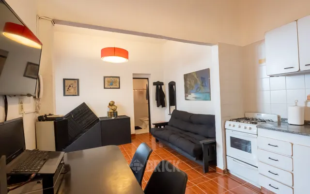 ALVAREZ THOMAS, AV. al 800 Piso PB 6