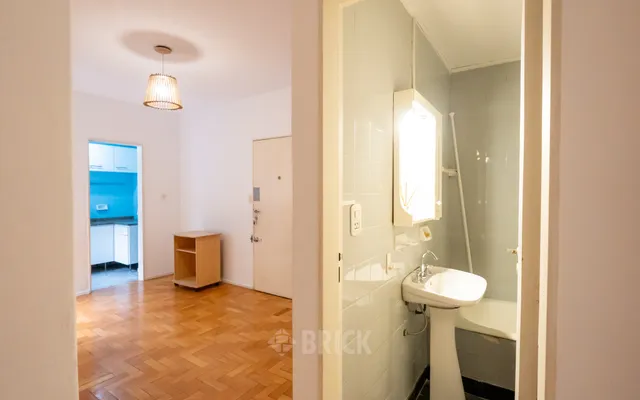 RIVADAVIA, AV. al 6100 Piso 2 4