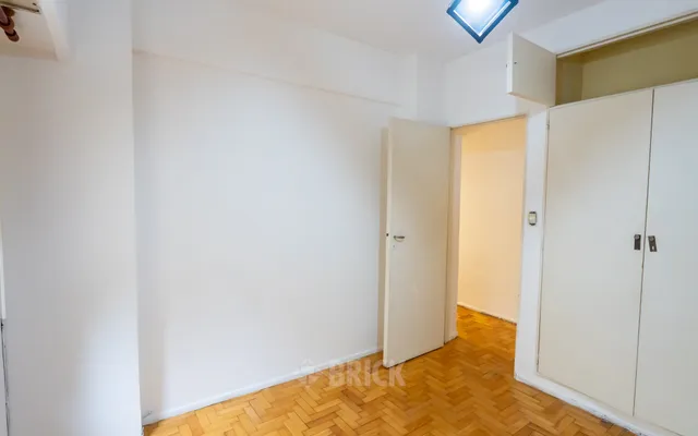 RIVADAVIA, AV. al 6100 Piso 2 8