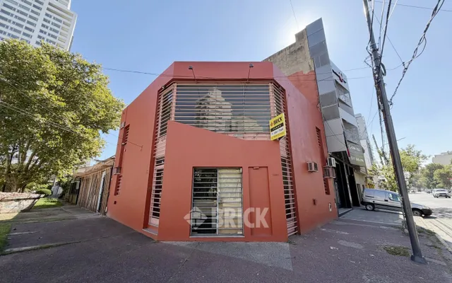 BROWN, ALMIRANTE, AV. al 2300 47